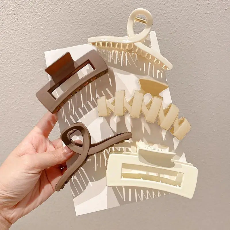 Plastic Hair Clip Set, Large Hair Accessories, Simple Hairpins, Styling Tools for Fine Hair for Women./ Juego de pinzas de plástico para el cabello.